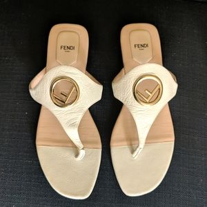 FENDI ROMA WOMAN SANDALS AUTHENTIC ***NO LOW BALLERS***